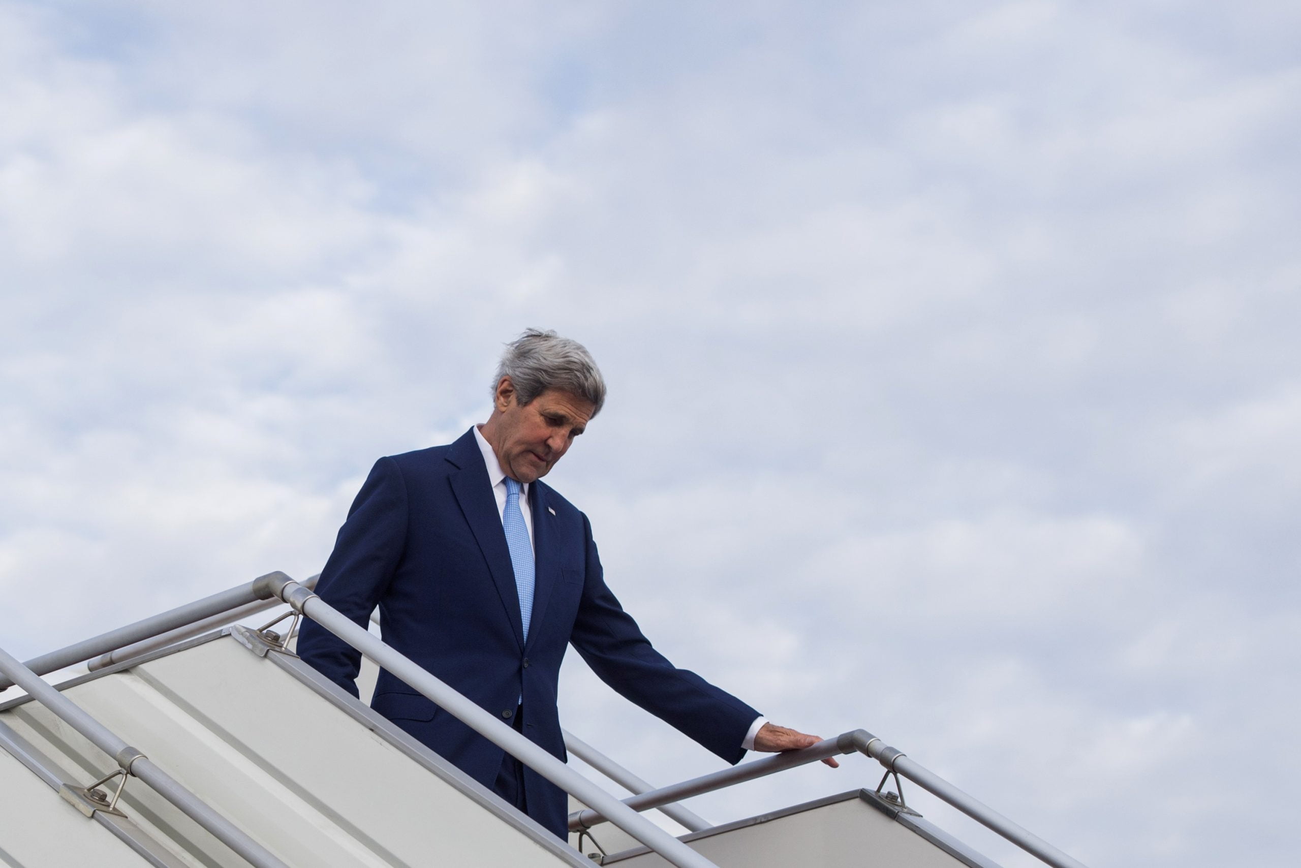 Kerry visite la "ligne de front" du changement climatique dans le nord 4 Kerry visite la "ligne de front" du changement climatique dans le nord - 3