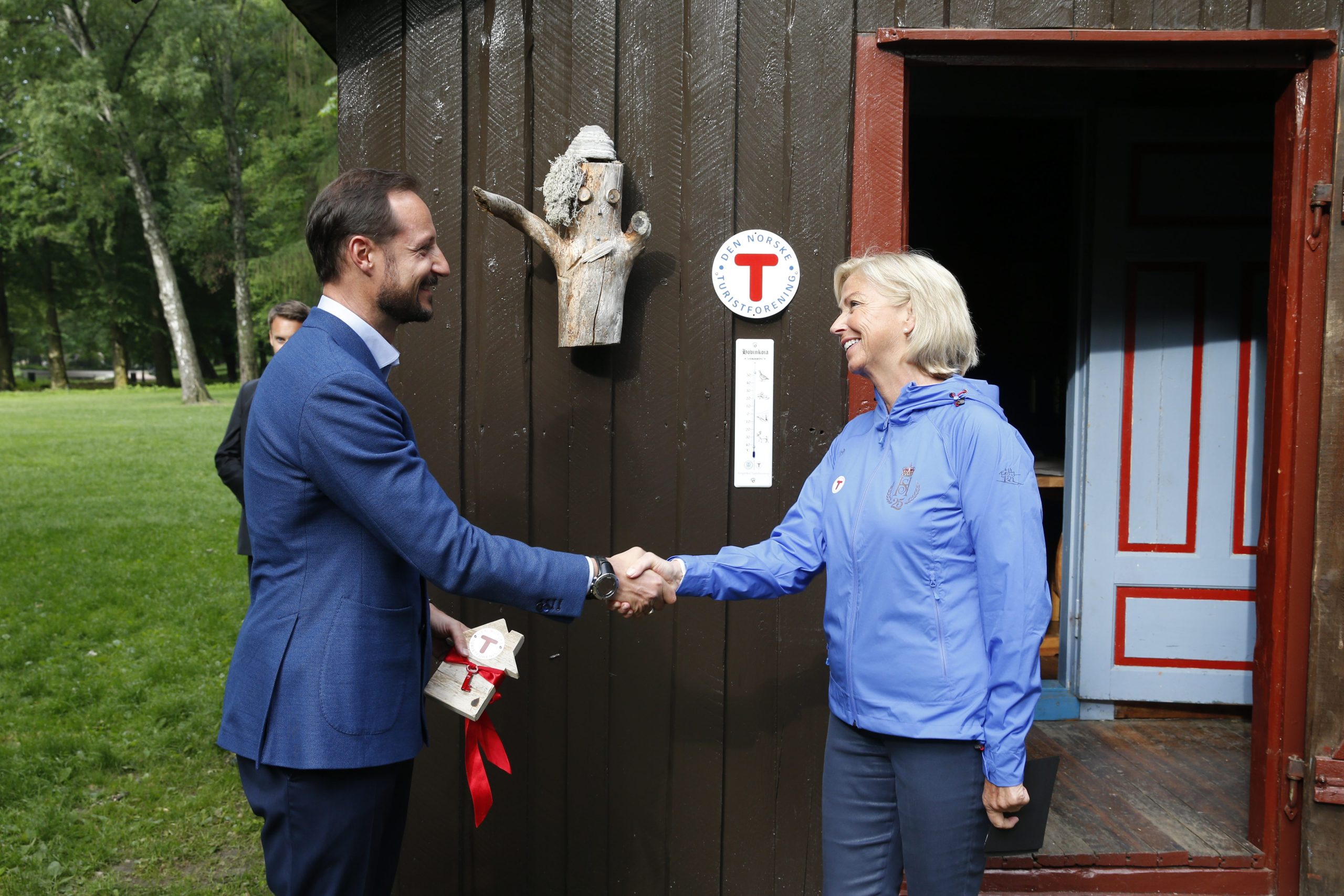 La famille royale de Norvège a reçu des cabines comme cadeau d'anniversaire 4 La famille royale de Norvège a reçu des cabines comme cadeau d'anniversaire - 3