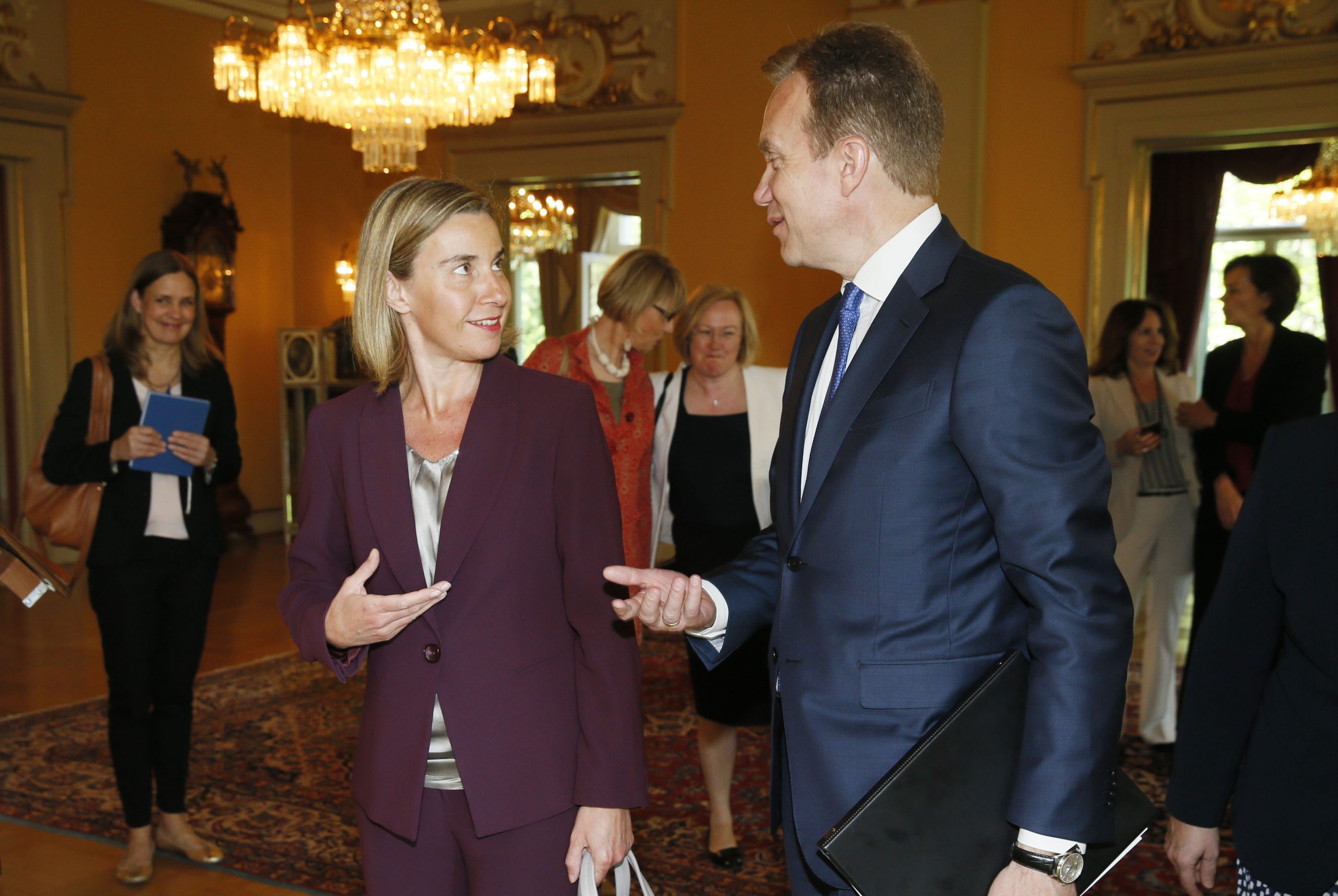 Mogherini : l'UE sur la bonne voie face à la migration 4 Mogherini : l'UE sur la bonne voie face à la migration - 3