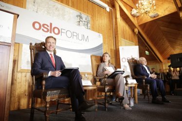 Le Forum d'Oslo ouvert par les dirigeants de l'UE et le ministre iranien des Affaires étrangères - 23