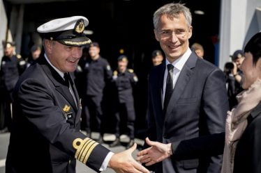 Stoltenberg loue le plan de défense du gouvernement - 20