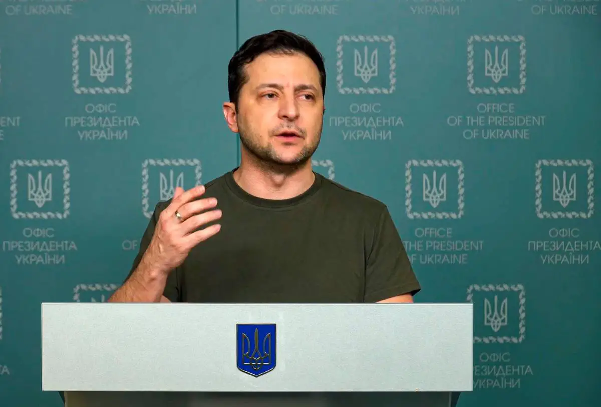 Zelenskyy demande à la Suède de participer à la reconstruction de l'Ukraine - 3