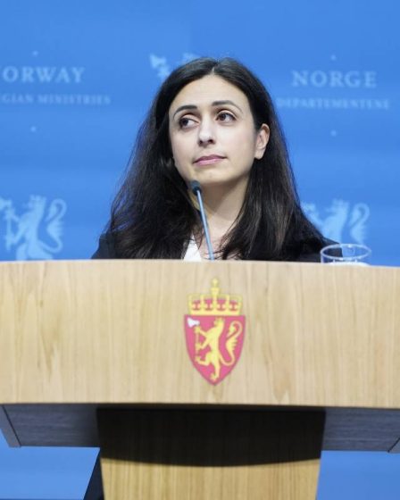 La ministre norvégienne du Travail, Hadia Tajik, démissionne au milieu d'un nouveau scandale du logement des navetteurs - 24