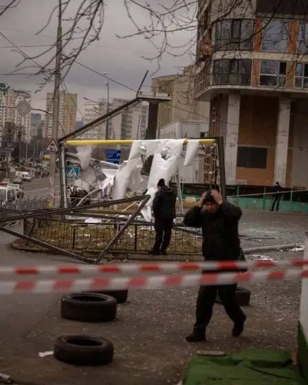 Les habitants de Kiev invités à se cacher dans des abris anti-bombes - 13