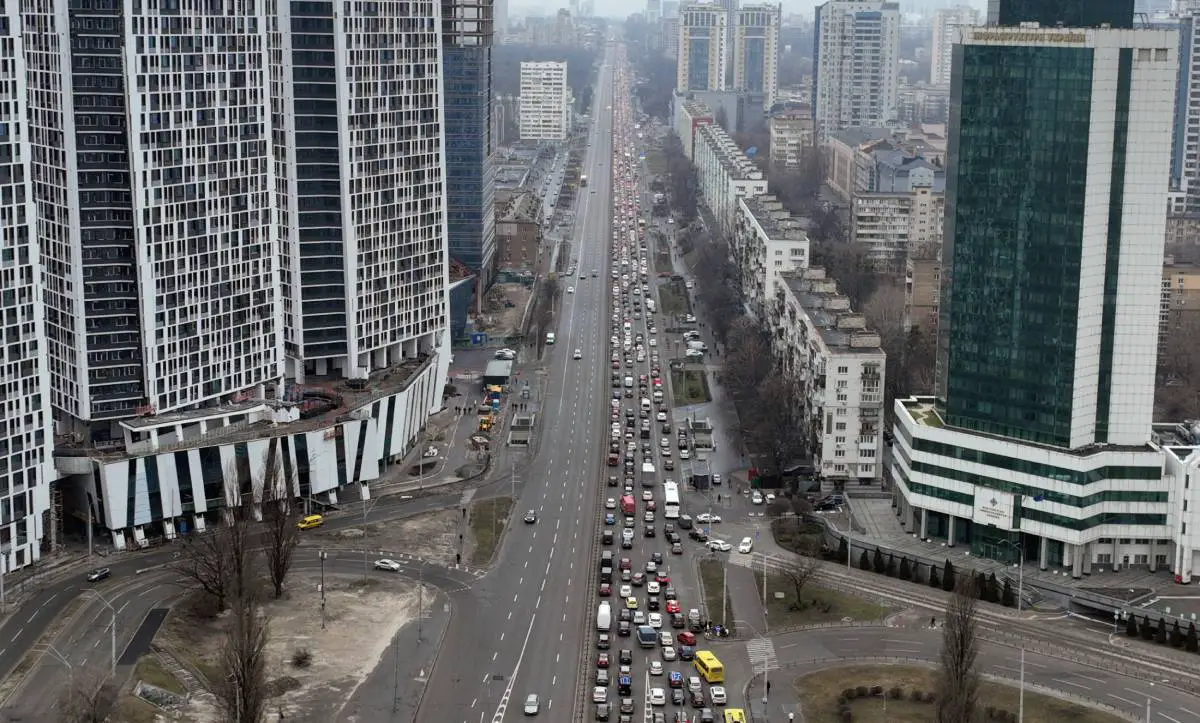MISE À JOUR DE 10 H : La Russie lance des attaques massives contre des cibles en Ukraine - voici les dernières mises à jour - 3