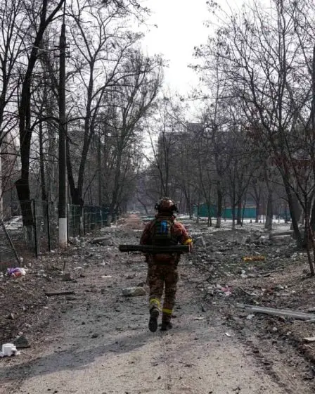 Autorités ukrainiennes : au moins 2 500 personnes sont mortes lors du siège de Marioupol 20 Autorités ukrainiennes : au moins 2 500 personnes sont mortes lors du siège de Marioupol - 19