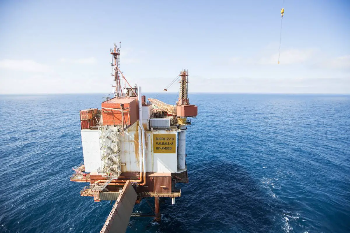 Les prix du pétrole s'envolent de près de 9 % - 3