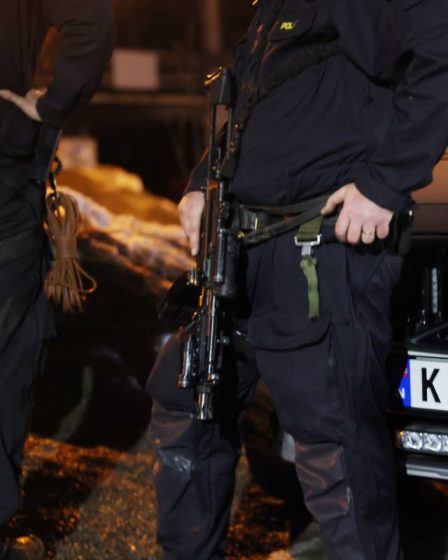 Deux jeunes hommes poignardés à Stovner à Oslo 23 Deux jeunes hommes poignardés à Stovner à Oslo - 22