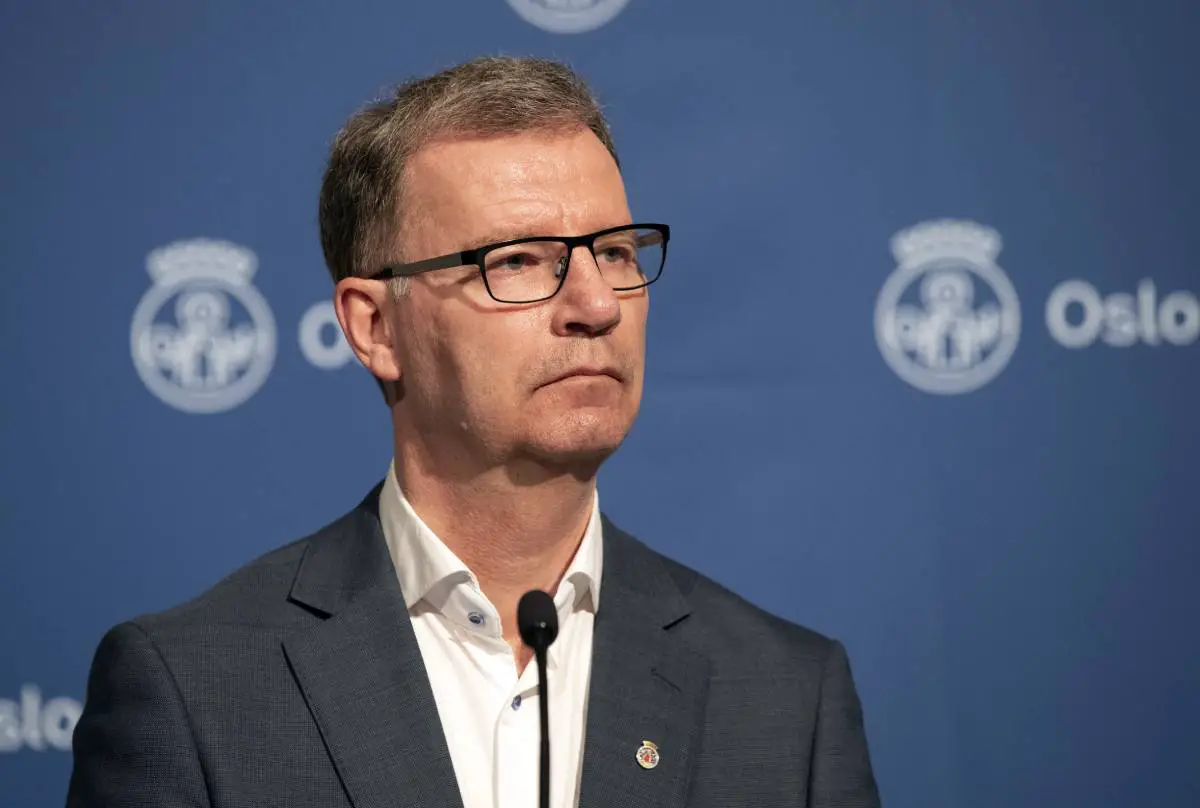 Steen commente l'augmentation des taux d'infection à Oslo : "Nous suivons la situation" 4 Steen commente l'augmentation des taux d'infection à Oslo : "Nous suivons la situation" - 3