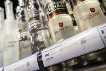 La vodka russe est retirée des boutiques duty-free des aéroports norvégiens - 16