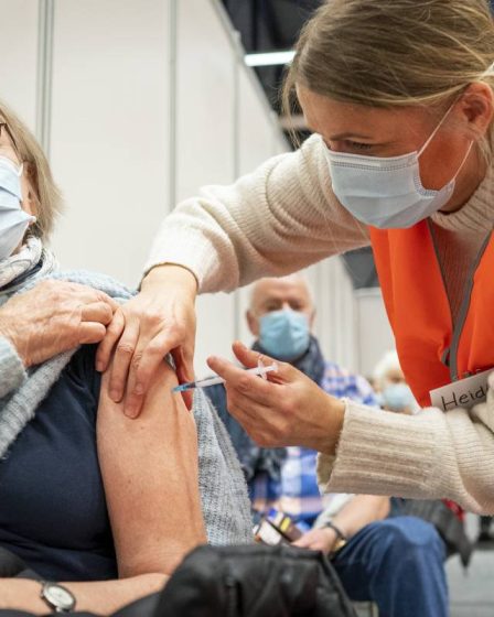 FHI recommande les injections de rappel du vaccin corona pour les personnes âgées en Norvège - 28