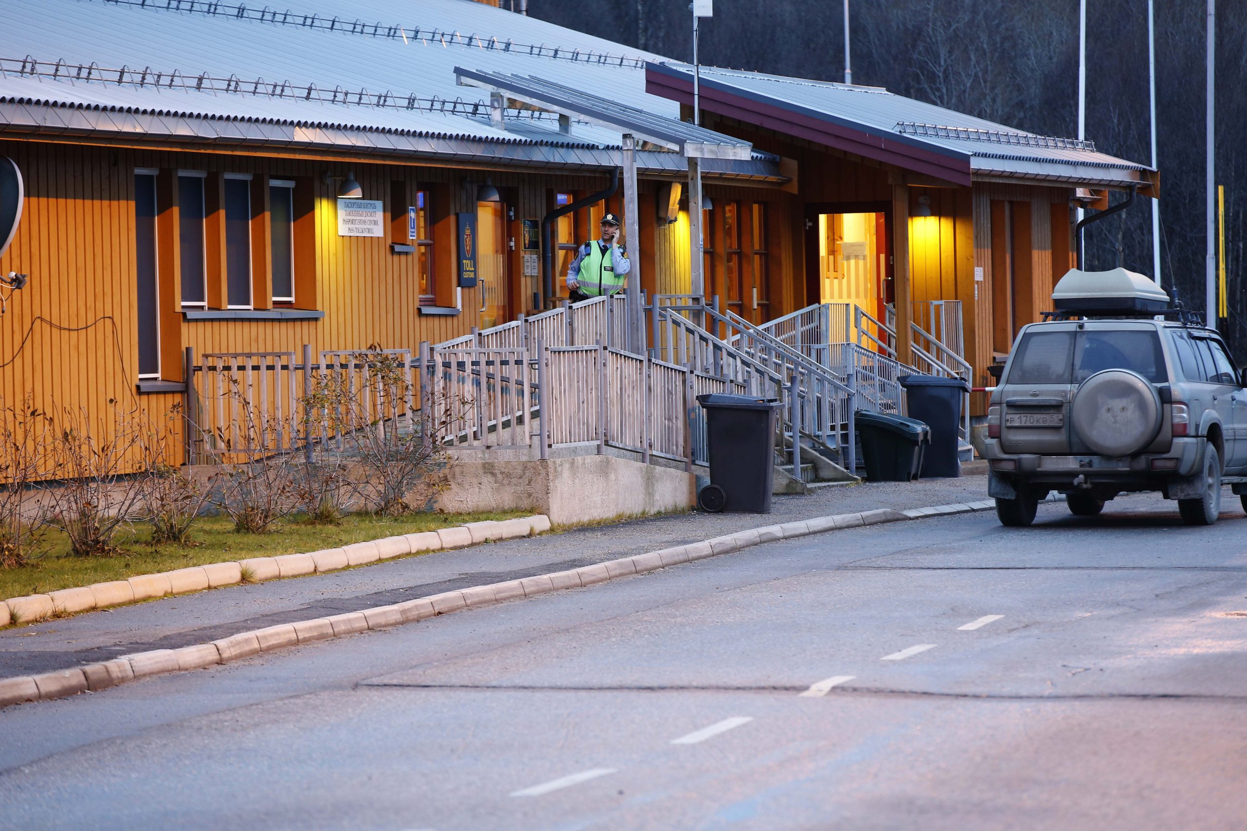 Les demandeurs d'asile refuseront de monter dans le bus pour la Russie 4 Les demandeurs d'asile refuseront de monter dans le bus pour la Russie - 3