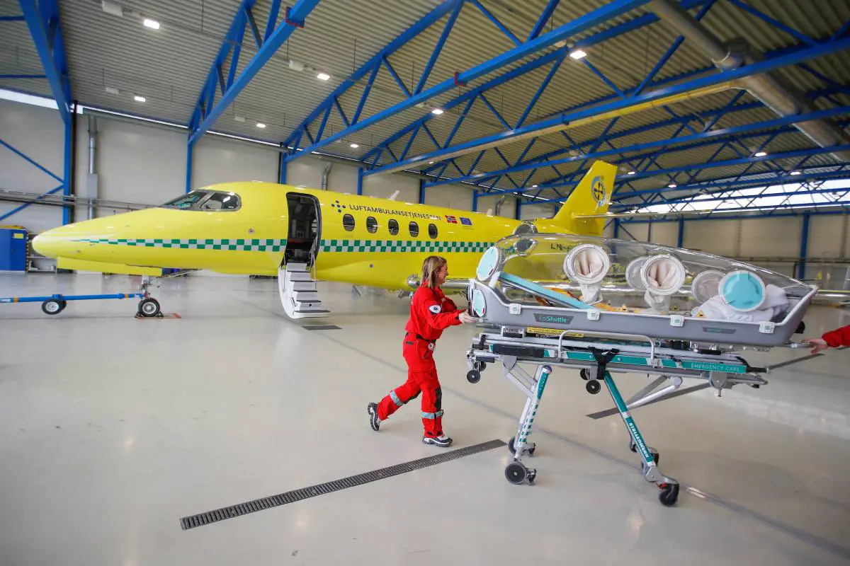 PHOTO : un avion-ambulance norvégien va chercher des patients en Ukraine - 7