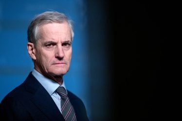Le Premier ministre Støre commente l'Ukraine : "Il est évident que les soldats russes massacrent des civils" - 20