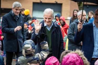 PM Støre rencontre des écoliers ukrainiens : "Ils ont vécu beaucoup de choses" - 16