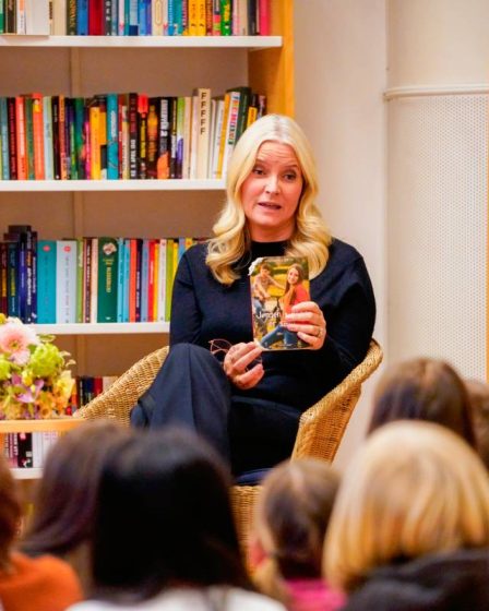 Une visite royale pour la Semaine de la lecture : la princesse héritière Mette-Marit visite l'école d'Oslo 17 Une visite royale pour la Semaine de la lecture : la princesse héritière Mette-Marit visite l'école d'Oslo - 16