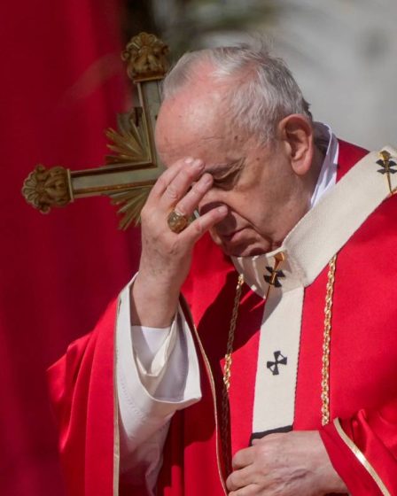 Le pape François condamne la guerre en Ukraine et appelle à un cessez-le-feu 8 Le pape François condamne la guerre en Ukraine et appelle à un cessez-le-feu - 7