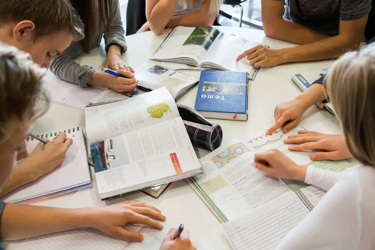 School Student Union of Norway: les examens de printemps devraient être annulés - 3