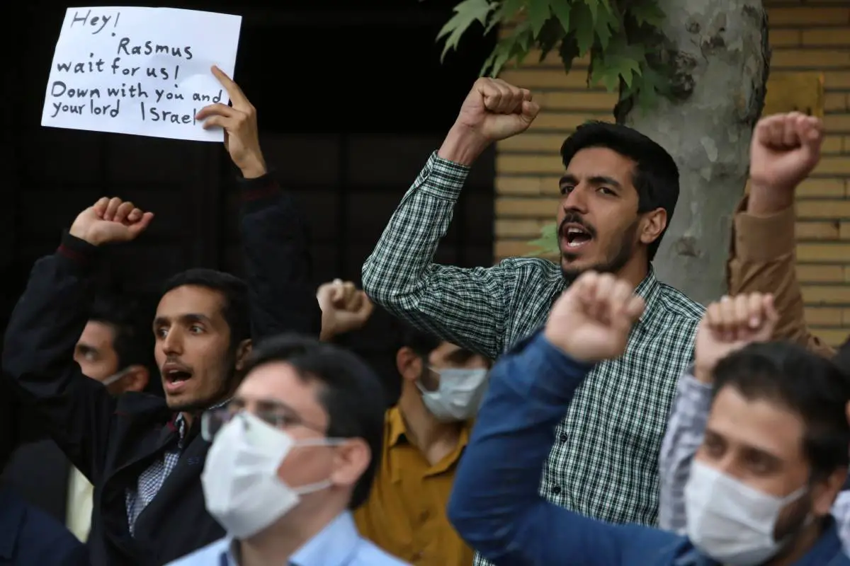 Manifestation signalée devant l'ambassade de Suède à Téhéran - 3