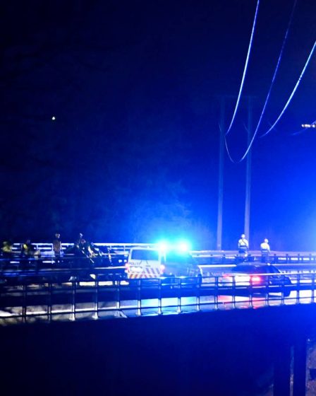 PHOTO : Un homme meurt dans une collision frontale entre une voiture et un camion sur l'E6 à Lillestrøm - 16