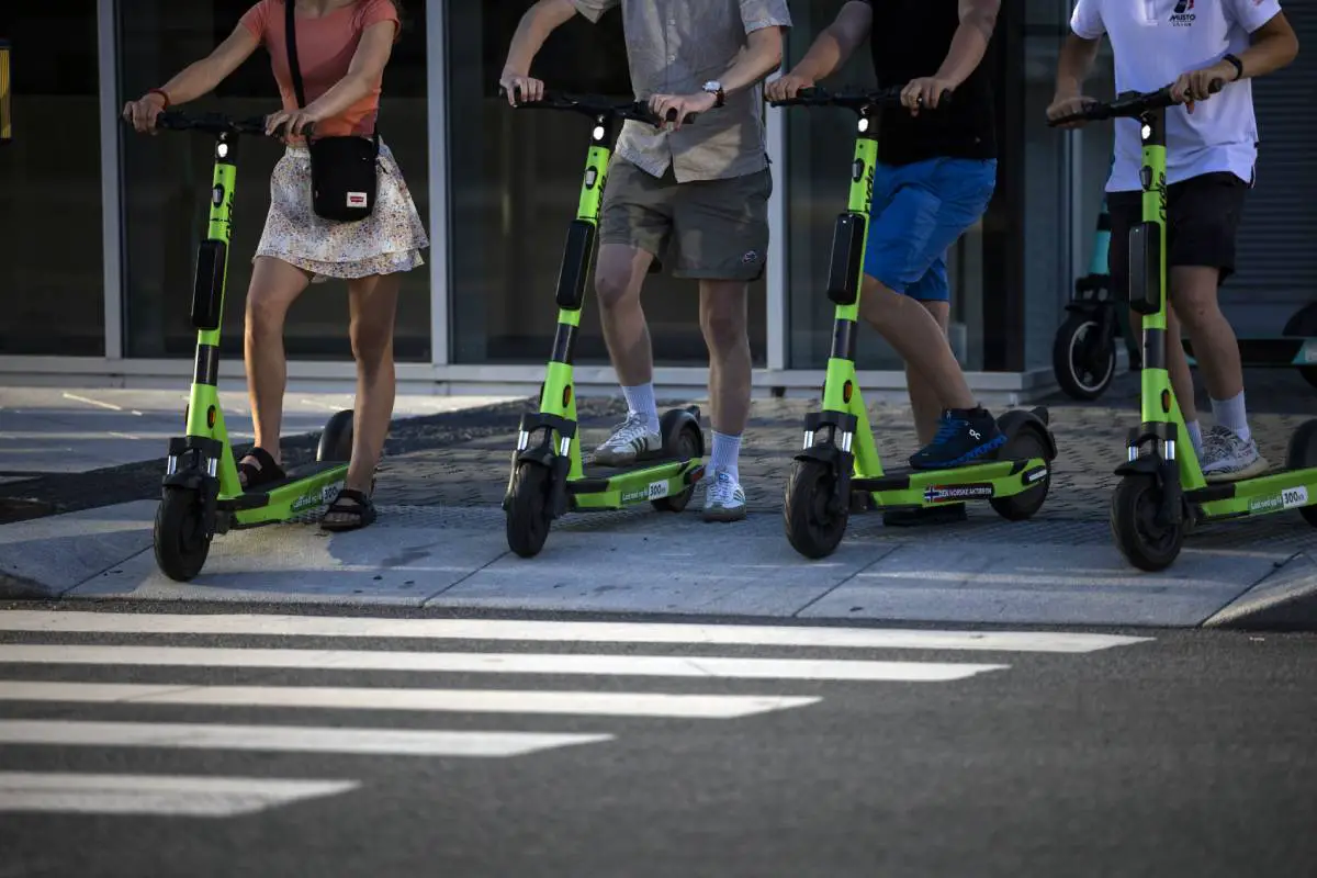 Diminution du nombre de blessures impliquant des scooters électriques signalées à Oslo 4 Diminution du nombre de blessures impliquant des scooters électriques signalées à Oslo - 3