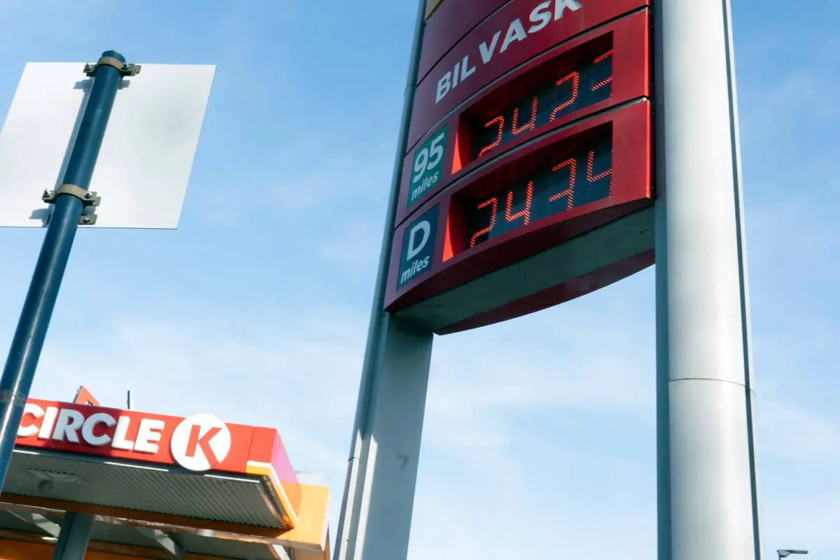 Les prix du carburant en Norvège continuent d'augmenter : "Déçu que le gouvernement ne réduise pas les taxes sur le carburant" - 3