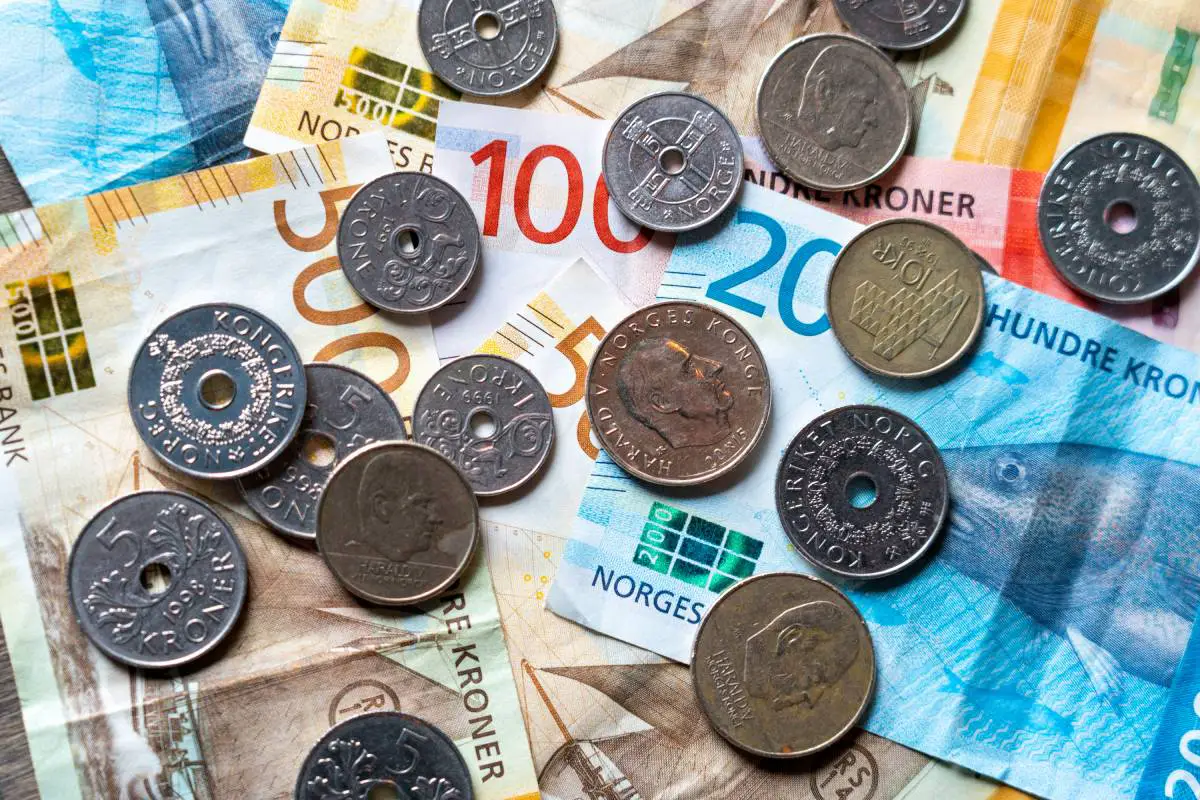 Les Norvégiens avaient 3 282 milliards de couronnes de prêts fin 2021 4 Les Norvégiens avaient 3 282 milliards de couronnes de prêts fin 2021 - 3