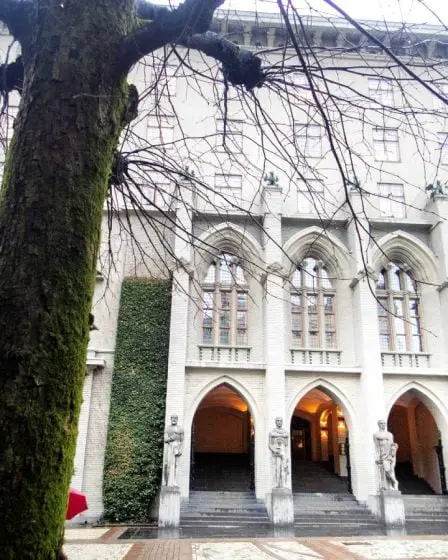 Vestland: le père comparaîtra devant le tribunal en raison de déclarations racistes visant un élève - 19
