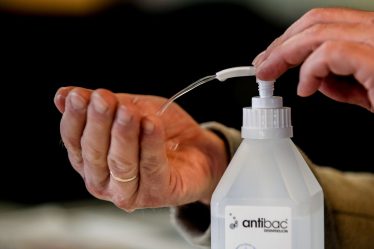 Ne gardez pas de désinfectant pour les mains dans votre voiture pendant l'été, préviennent les autorités suédoises de sécurité publique - 8