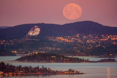 Ce soir, les Norvégiens pourront voir la dernière super lune de cette année - 18