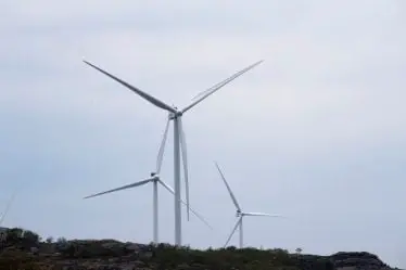 Une éolienne de 220 mètres de haut tombe en morceaux et s'effondre en Suède - 20