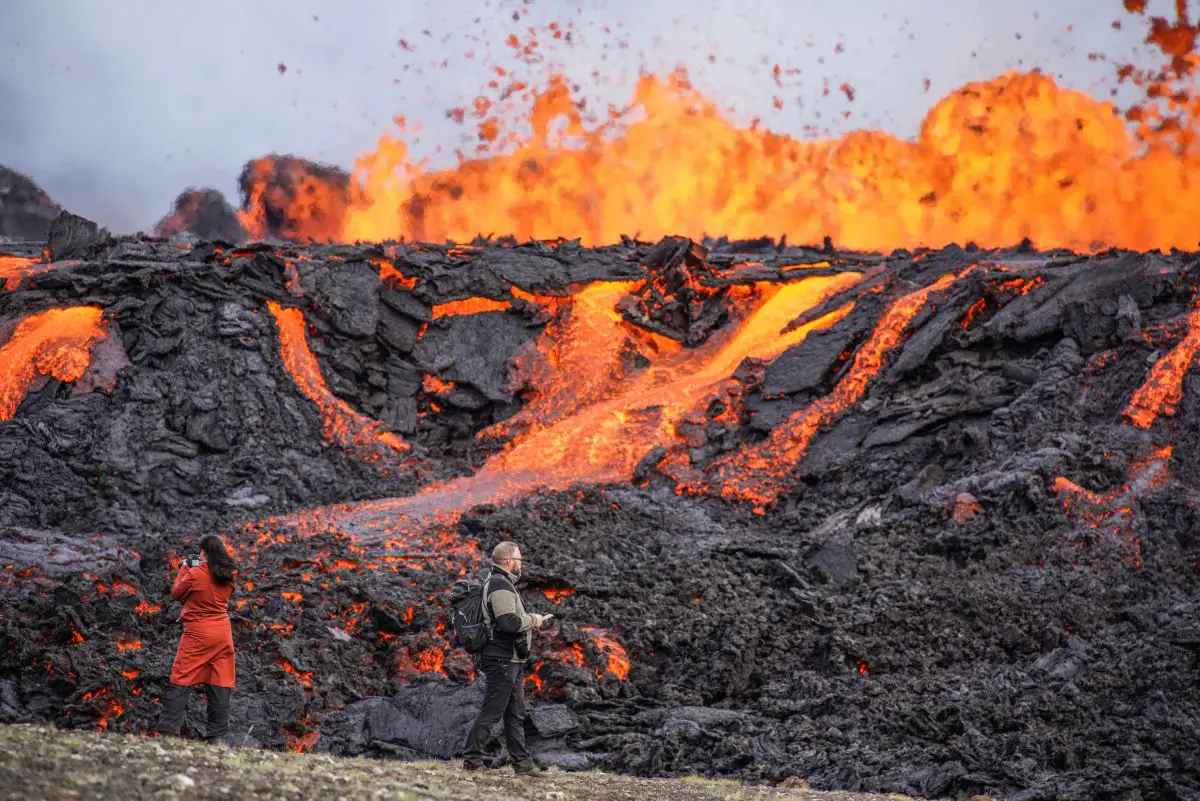 Islande : les gaz toxiques du volcan menacent un village - 3