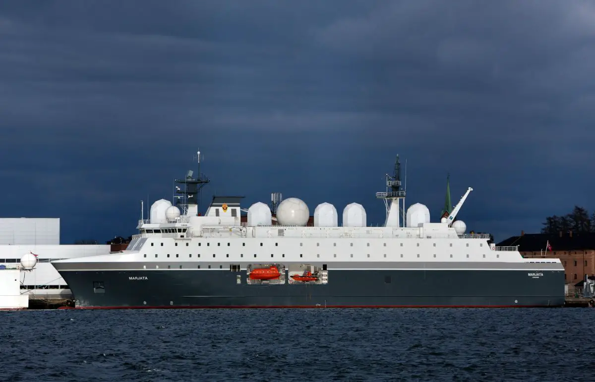 Le navire espion norvégien amarré à Horten 4 Le navire espion norvégien amarré à Horten - 3