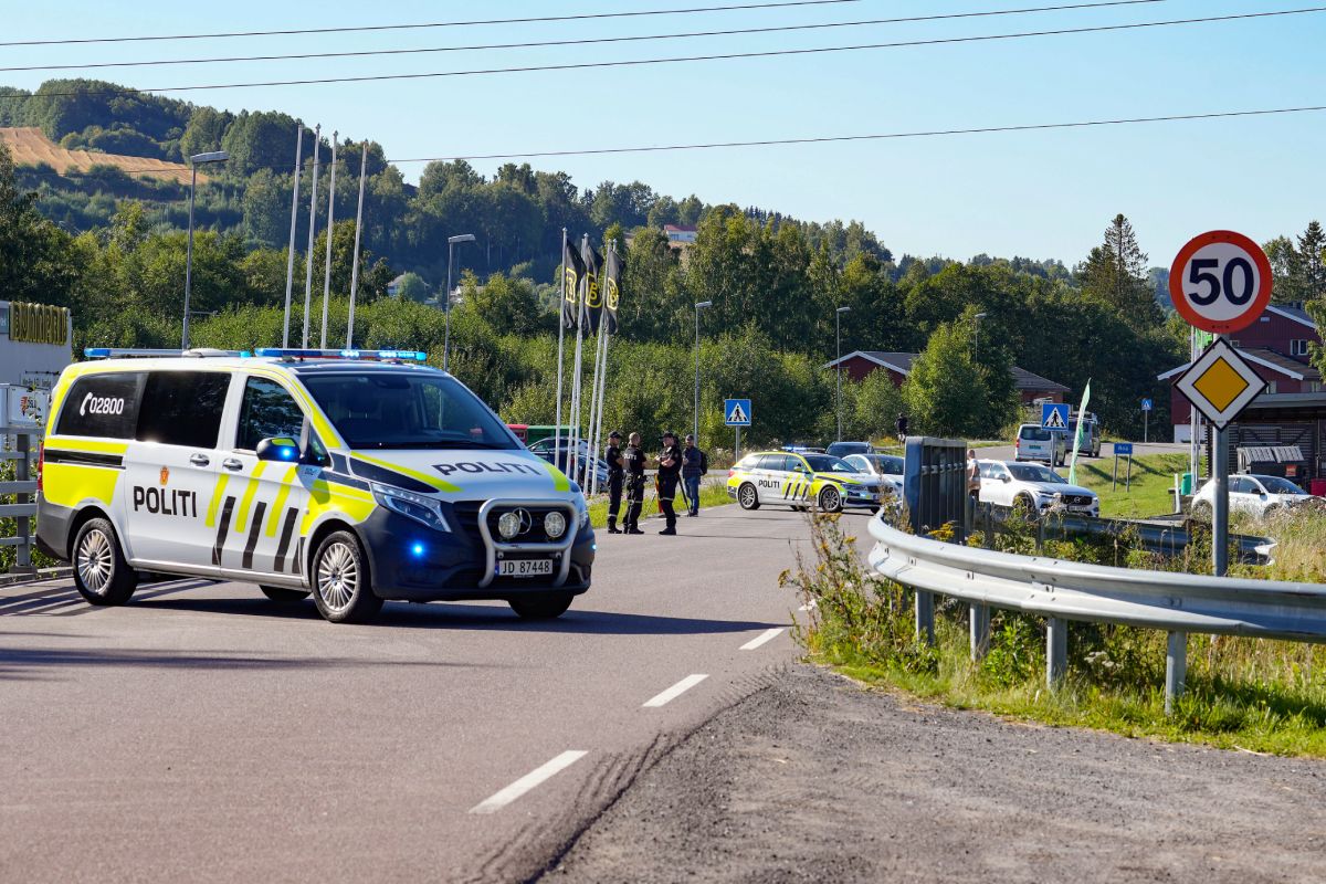 Un homme retrouvé mort dans un véhicule volé à Lunner 4 Un homme retrouvé mort dans un véhicule volé à Lunner - 3