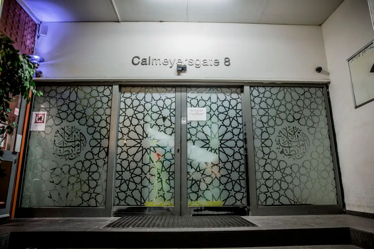 Vårt Land : une mosquée norvégienne a reçu de l'argent pour l'enseignement du Coran du Koweït 4 Vårt Land : une mosquée norvégienne a reçu de l'argent pour l'enseignement du Coran du Koweït - 3