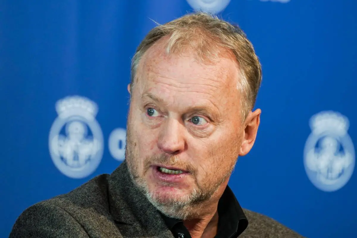 Johansen skisserer koronakonflikt med tidligere helseminister Høie i ny