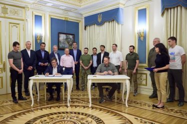 Le chef du conseil municipal d'Oslo, Raymond Johansen, a rencontré Zelenskyj à Kyiv - 18