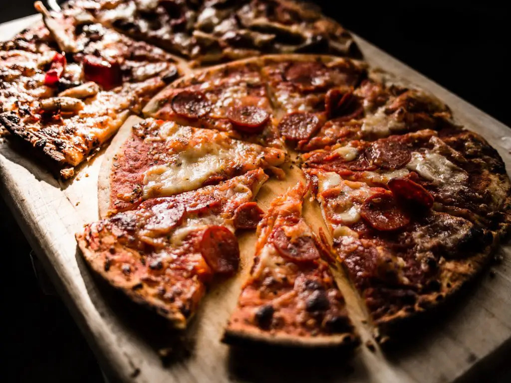 Pizza surgelée, 10 techniques de chef pour les rendre meilleur - 9