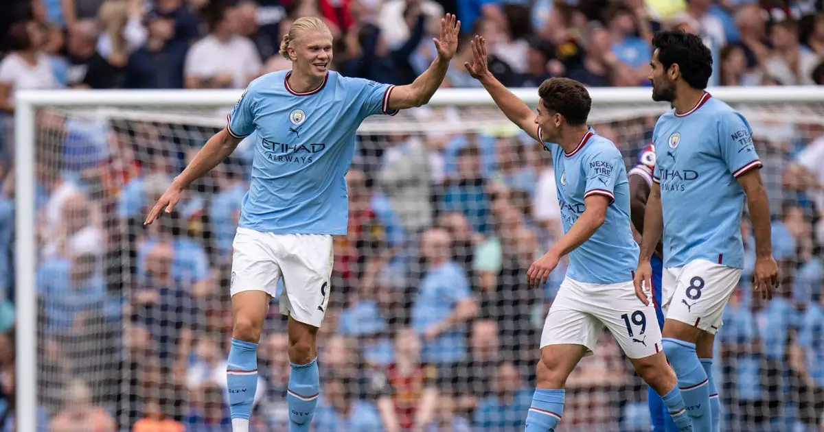 Julian Alvarez a déclaré que la chance de Man City venait après l'impact imprévu d'Erling Haaland 4 Julian Alvarez a déclaré que la chance de Man City venait après l'impact imprévu d'Erling Haaland - 3