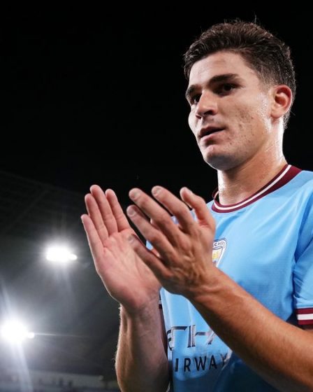 Pep Guardiola nomme le poste dans lequel il voit Julian Alvarez se retrouver à Man City 13 Pep Guardiola nomme le poste dans lequel il voit Julian Alvarez se retrouver à Man City - 12