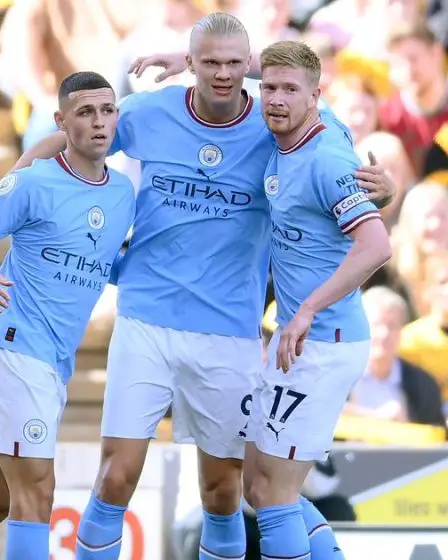 Man City révèle trois stars nominées pour le joueur du mois - 25