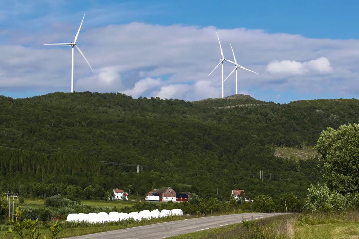 Le NVE norvégien menace de fermer une centrale éolienne qui ne peut pas résister aux vents violents - 3