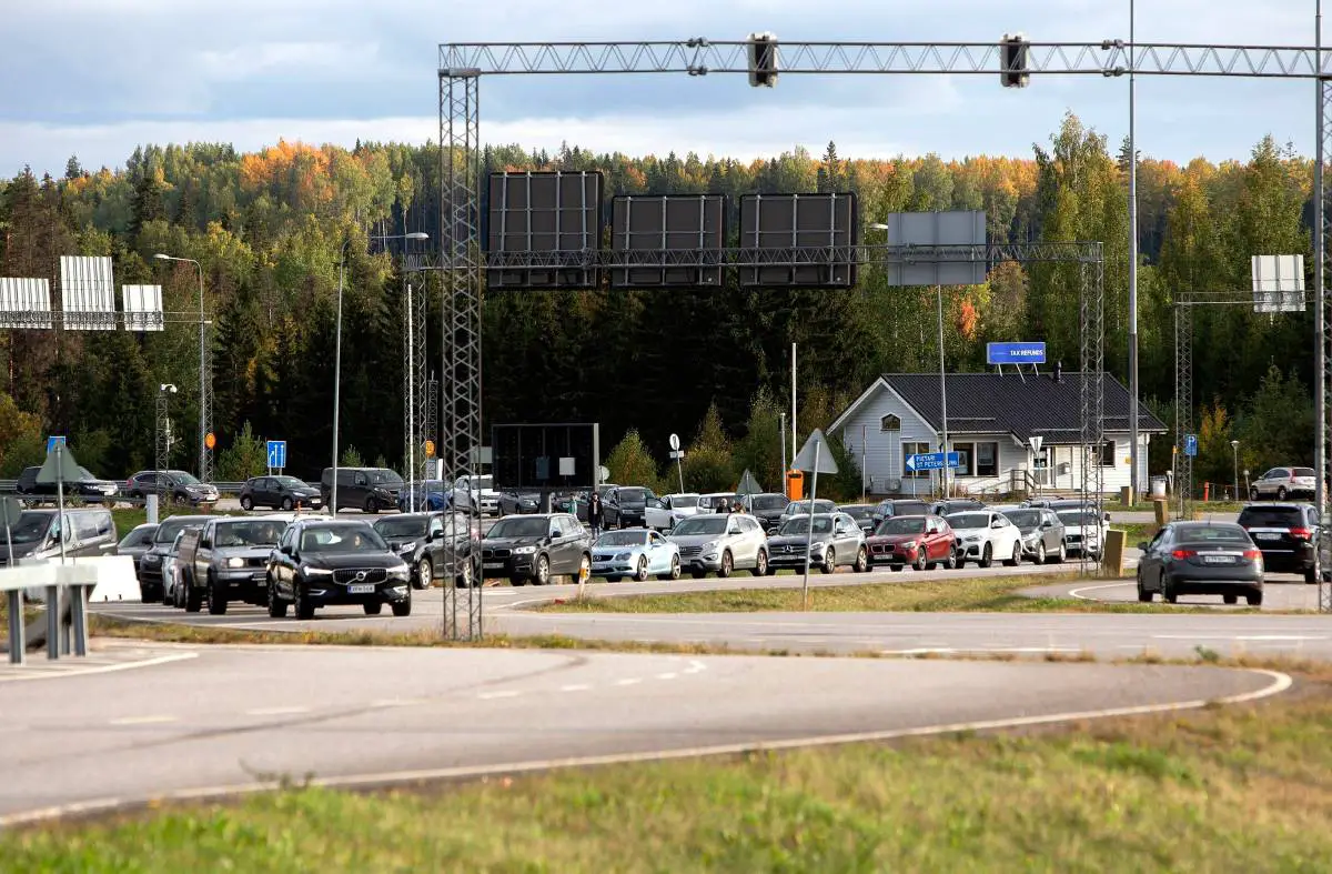 La Finlande resserre les options d'entrée pour les Russes 4 La Finlande resserre les options d'entrée pour les Russes - 3