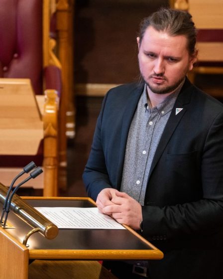 Le Parti de la gauche socialiste de Norvège demande que tout le personnel de l'école reçoive une formation sur la manière de gérer les élèves violents - 16
