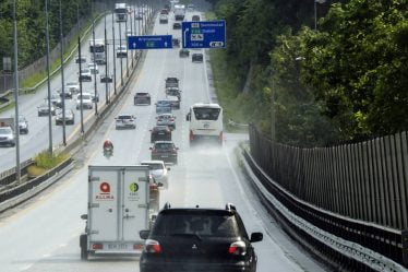 Une femme d'une quarantaine d'années roulait en trottinette électrique sur l'E18 : "Non autorisé" - 18