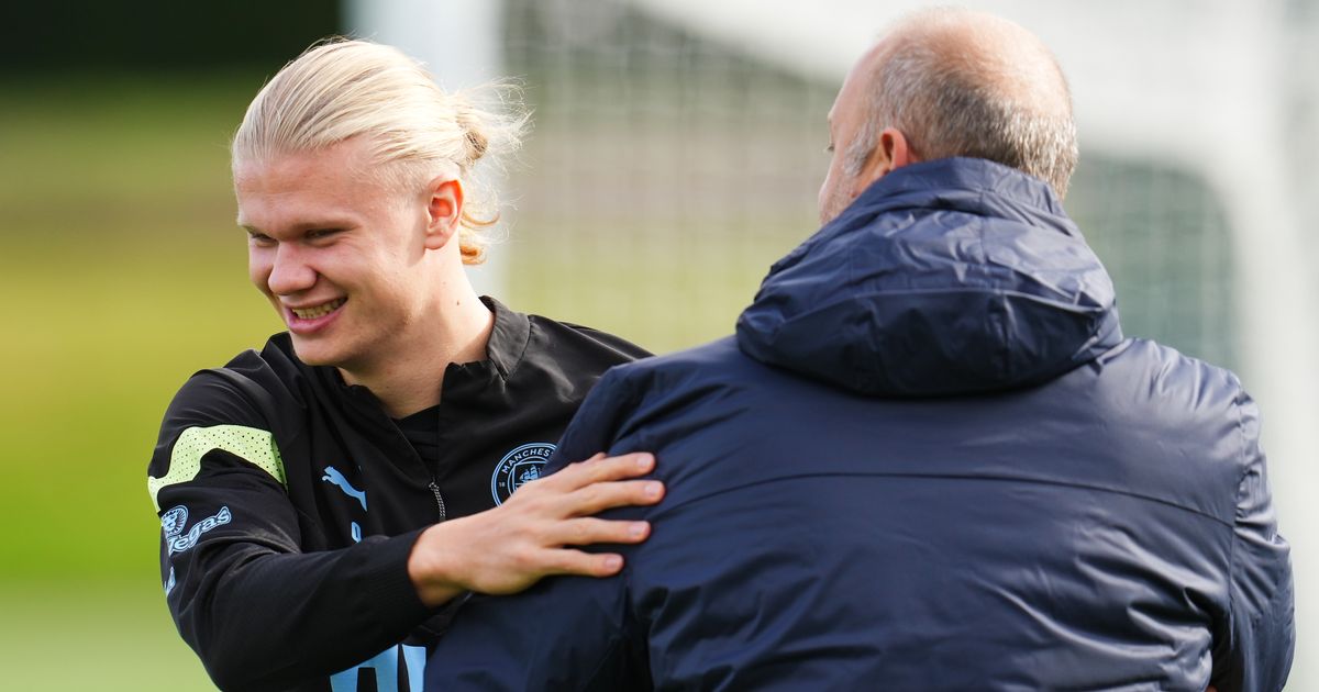 L'attaquant de Man City, Erling Haaland, réagit à la vidéo virale de Manchester United alors qu'il poursuit un autre record de Premier League 4 L'attaquant de Man City, Erling Haaland, réagit à la vidéo virale de Manchester United alors qu'il poursuit un autre record de Premier League - 3