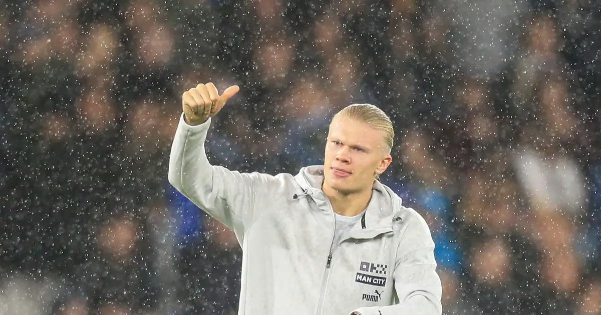 Pep Guardiola explique pourquoi Erling Haaland est sorti à la mi-temps lors de la victoire de Man City 4 Pep Guardiola explique pourquoi Erling Haaland est sorti à la mi-temps lors de la victoire de Man City - 3