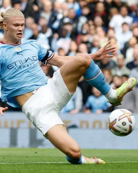 Erling Haaland a déclaré qu'il pouvait battre le record de buts en Premier League après le triplé de Man City contre Manchester United 8 Erling Haaland a déclaré qu'il pouvait battre le record de buts en Premier League après le triplé de Man City contre Manchester United - 7