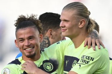 Kalvin Phillips affirme que l'as de Man City, Erling Haaland, est "un grand fan" des rivaux de la Premier League - 18