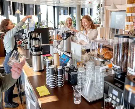 Le café-bar du cabinet d'avocats Thommessen est tenu par des toxicomanes d'Erlik Kaffe as. (DN+) - 1